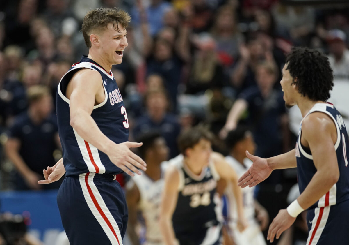 Photo Gallery Zags end Jayhawks season with secondhalf blowout KU